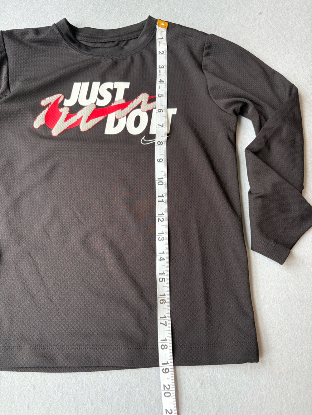 Nike Boys "Just Do It" Textured Dri-FIT Long Sleeve T-shirt Sz 7 - Picture 6 of 7